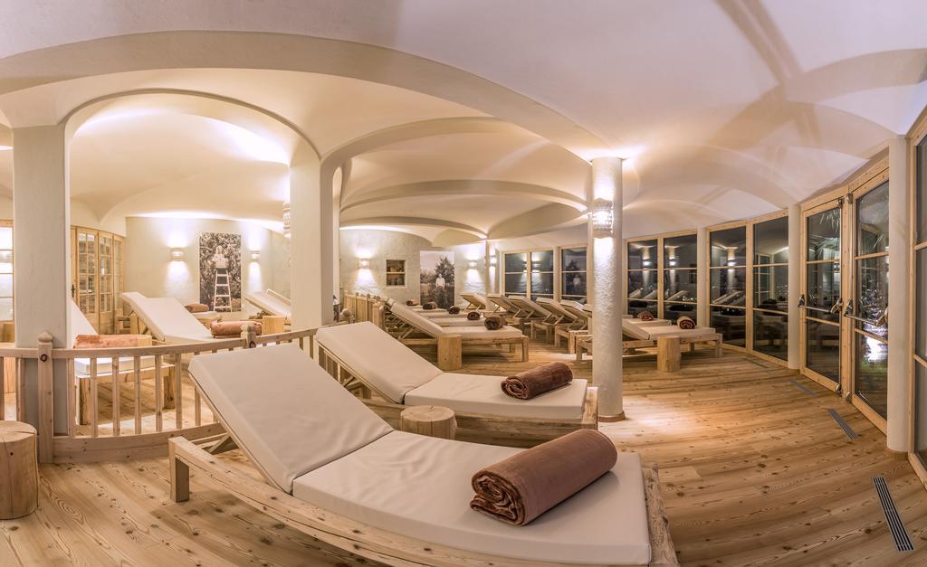 Kassian Hotel 4*